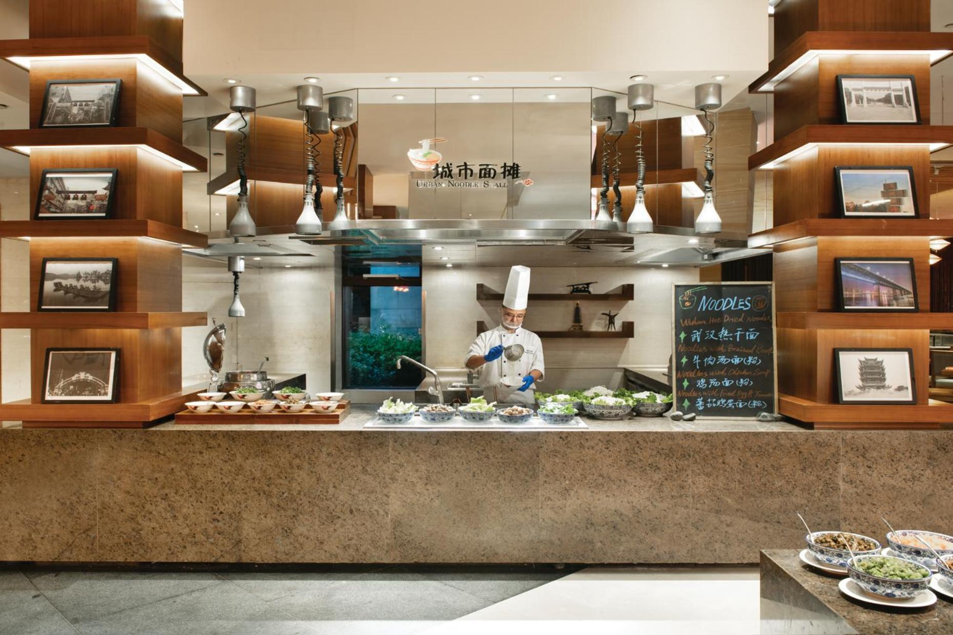 Hilton Wuhan Optics Valley Eksteriør billede