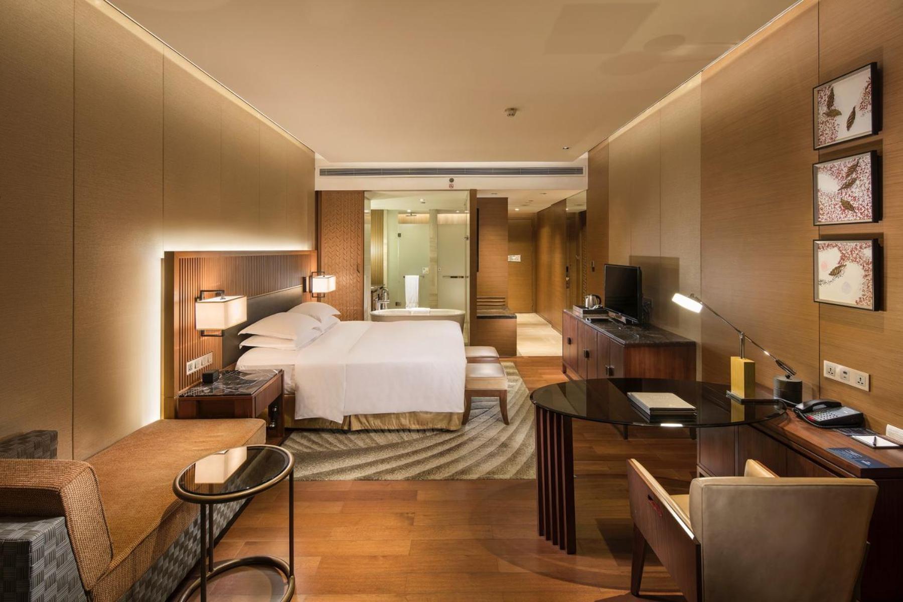 Hilton Wuhan Optics Valley Eksteriør billede